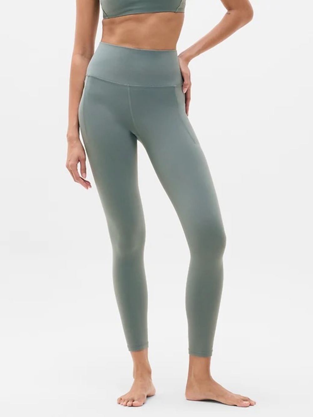 Athleta 7/8 leggins with matching top